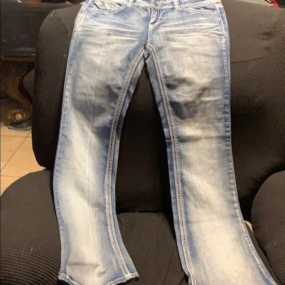 Ariya Jeans